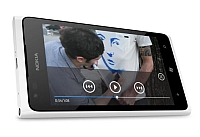 Biała Lumia 900?