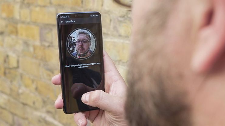 Rozpoznawanie twarzy w Huawei Mate 20 Pro może być zawodne?
