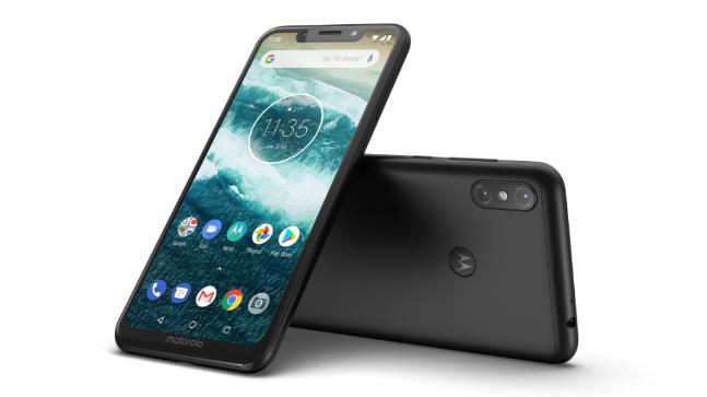 Motorola One Power przyłapana z Androidem Pie