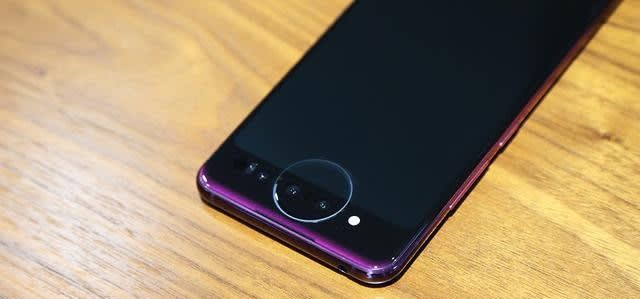 Vivo NEX 2 pozuje na żywo (aktualizacja)