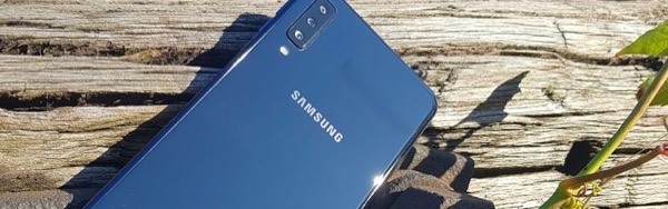 Szykuje się kolejny Samsung z potrójnym aparatem?
