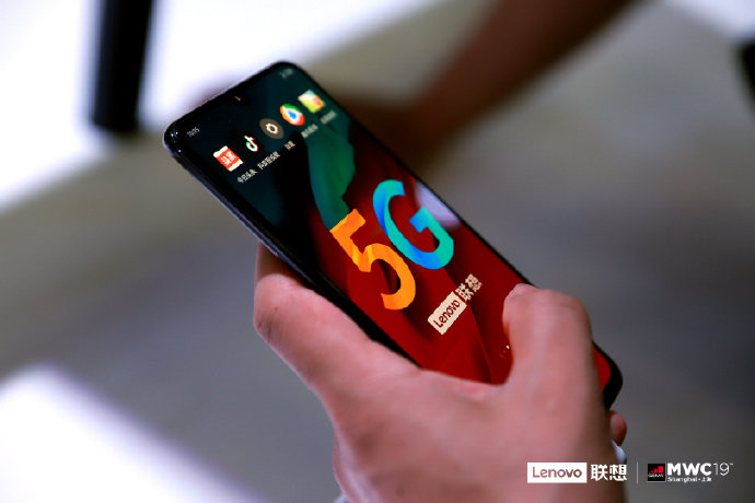 Lenovo Z6 Pro 5G na MWC Shanghai 2019 Lenovo Z6 Pro 5G na MWC Shanghai 2019