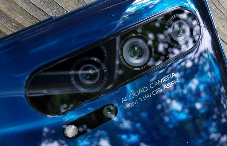 Honor 20 Pro dla par, co lubią latać