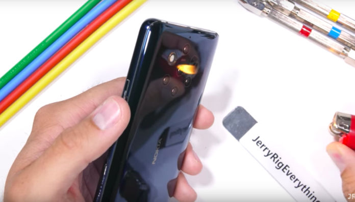 W jakim stanie Nokia 9 Pureview przetrwała testy YouTubera?