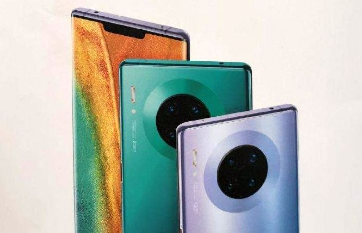 Huawei Mate 30 Pro w firmowym folderze Huawei Mate 30 Pro w firmowym folderze