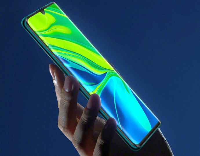 Xiaomi Mi CC9 Pro vel Xiaomi Mi Note 10 - większa bateria, benchmark i przykładowe zdjęcia