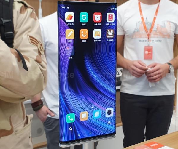 Jak działa interfejs Xiaomi Mi Mix Alpha?