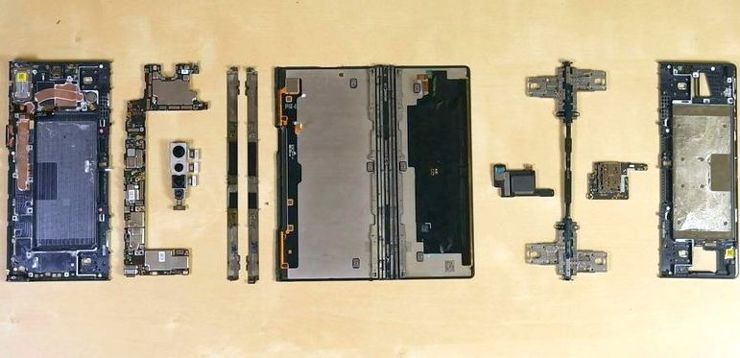 Huawei Mate Xs trudny w naprawie