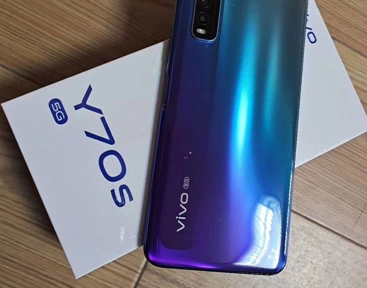 Vivo Y70s Vivo Y70s