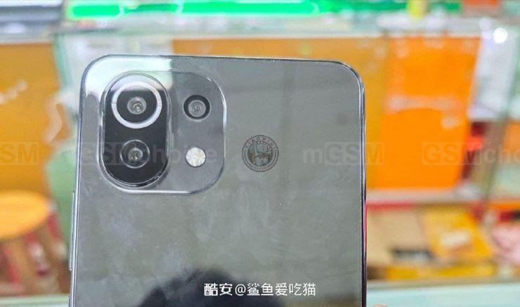 Xiaomi Mi 11 Lite Xiaomi Mi 11 Lite