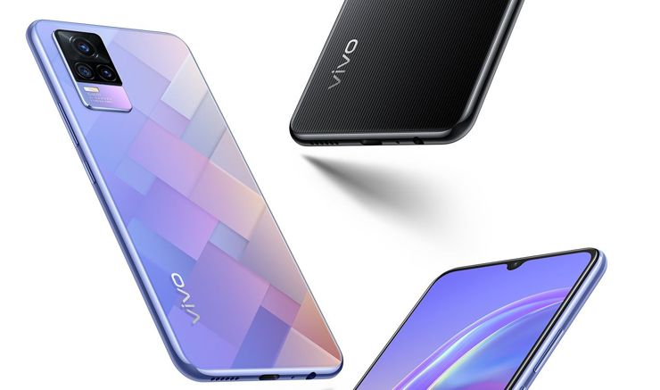 Debiut trojaczków do selfie - Vivo V21