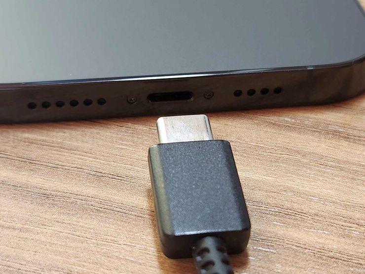 iPhone 15 z USB-C: to już pewne?