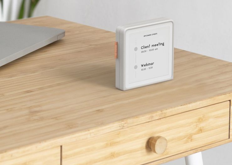 0/1 Phone rozwiąże nasze cyfrowe problemy?