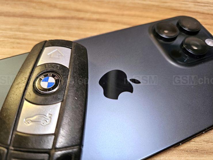 iPhone 15 nie lubi BMW
