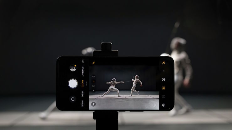 Honor Magic6 Pro przedstawia swoje możliwości w starciu szermierzy!