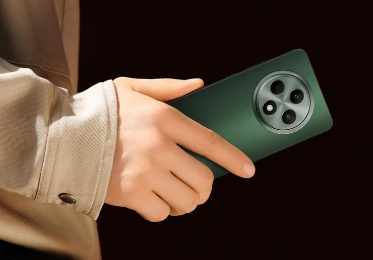 Oppo Reno12 F 5G debiutuje z AI