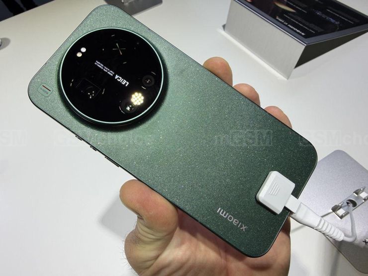 Xiaomi na MWC: firma stawia na rozwiązania napędzane przez AI