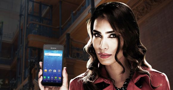 Kyocera Hydro Wave: niedrogi, ale wodoodporny