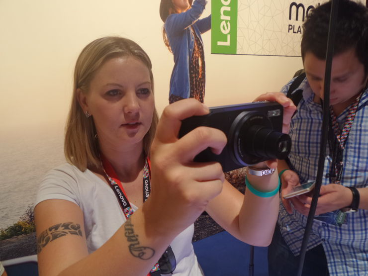 IFA2016 - Moto Mods, czyli odmień i dostosuj swój telefon