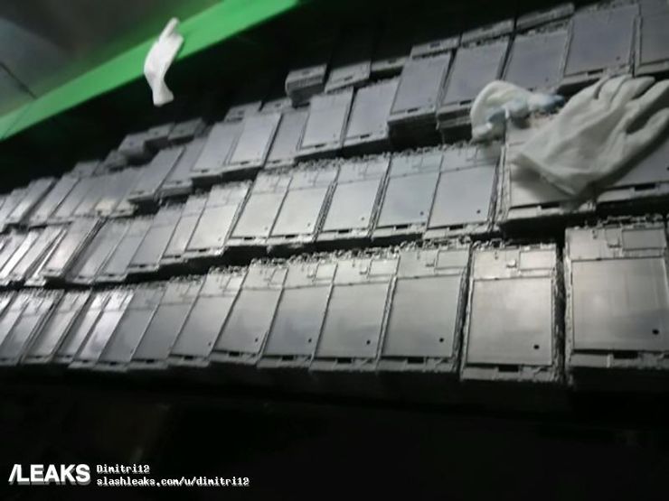 Huawei P10 w kawałkach