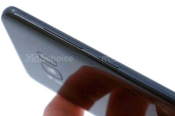 Samsung Galaxy S8 - klawisz Bixby może mieć inną funkcję?