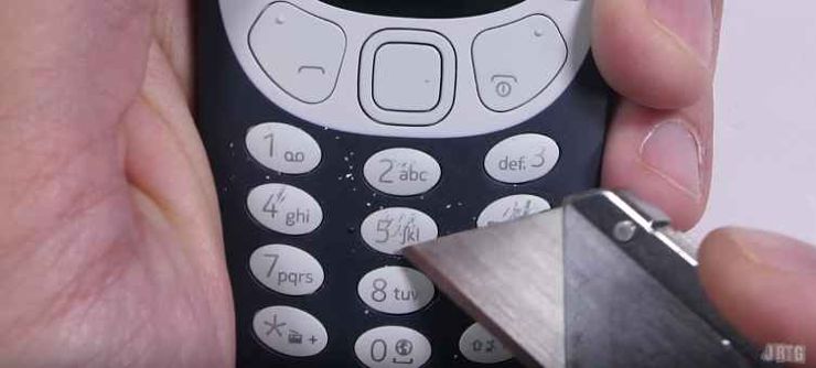 Nokia 3310 - wciąż legendarnie wytrzymała?