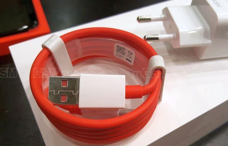 Koniec Dash Charge. OnePlus musi zmienić nazwę