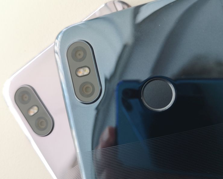 HTC U12 Life w dwóch kolorach HTC U12 Life w dwóch kolorach