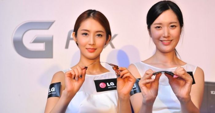 Lepiej dobrze, niż szybko - LG i jego elastyczny smartfon