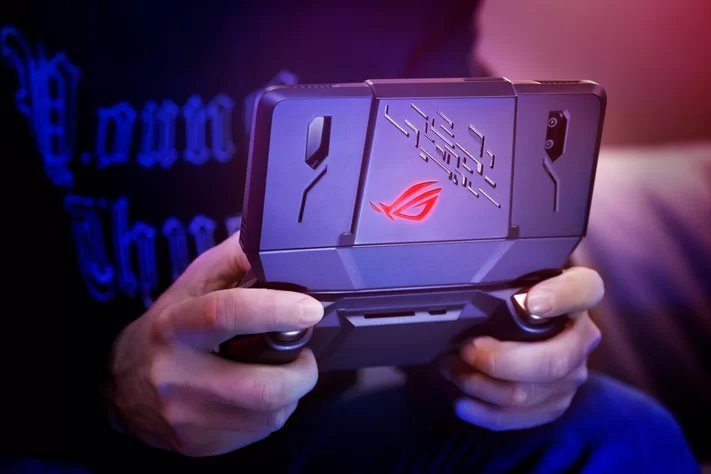 Asus ROG Phone oficjalnie w przedsprzedaży