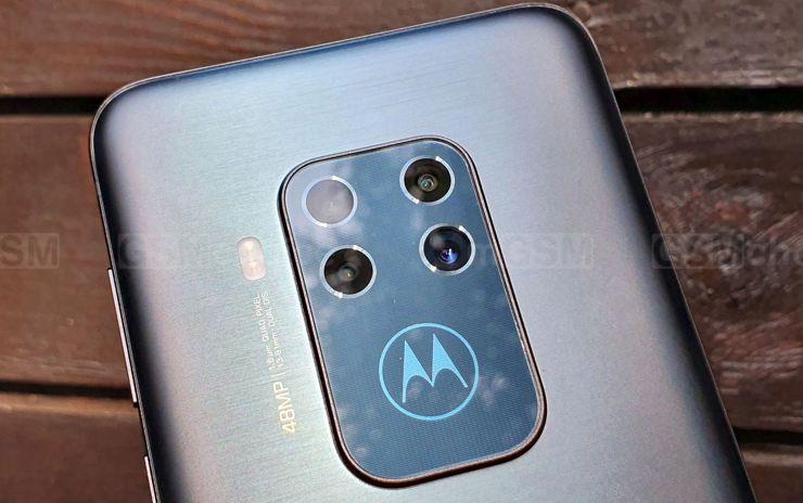 Motorola One Zoom Motorola One Zoom