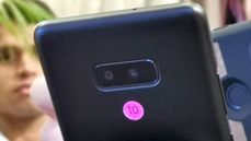 Prototyp na Hawajach oraz kadr z Korei