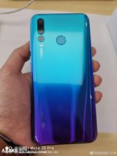 Huawei Nova 4