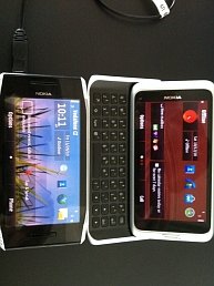 Nokia X7-00