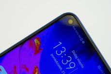 Honor View20 - krawędzie i aparaty