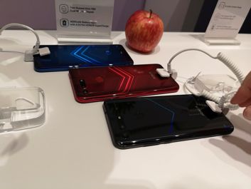 Honor View20 - wszystkie 3 wersje kolorystyczne