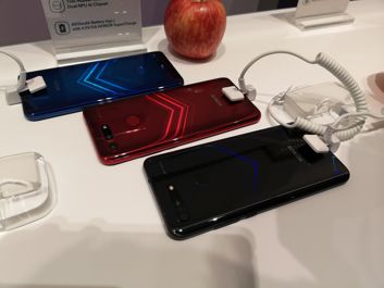 Honor View20 - wszystkie 3 wersje kolorystyczne