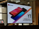 Huawei Y7 2019 w prezentacji Krzysztofa Tomczyka