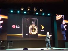 Prezentacja modelu LG V50 ThinQ 5G