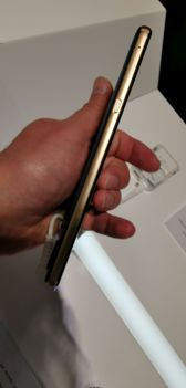 Hisense U30 na stoisku producenta Hisense U30 na stoisku producenta