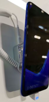 Hisense H30 na stoisku producenta Hisense H30 na stoisku producenta