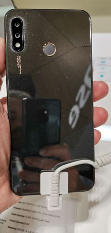 Hisense Rock V Pro na stoisku producenta Hisense Rock V Pro na stoisku producenta