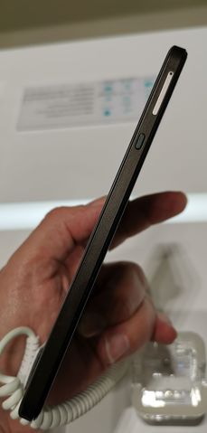 Hisense Rock V Pro na stoisku producenta Hisense Rock V Pro na stoisku producenta