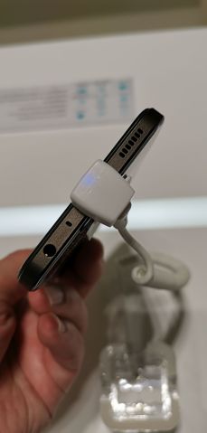 Hisense Rock V Pro na stoisku producenta Hisense Rock V Pro na stoisku producenta