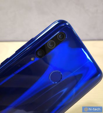 Honor 10i