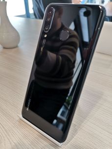 Huawei P30 Lite w czerni