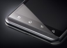 LG Optimus 3D