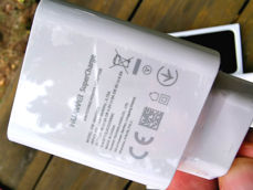 Honor 20 Pro - zawartość pudełka