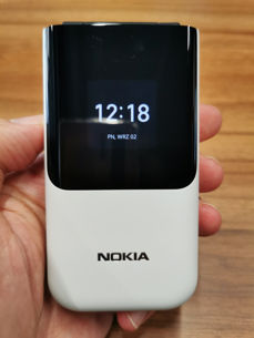 Nokia 2720 Flip