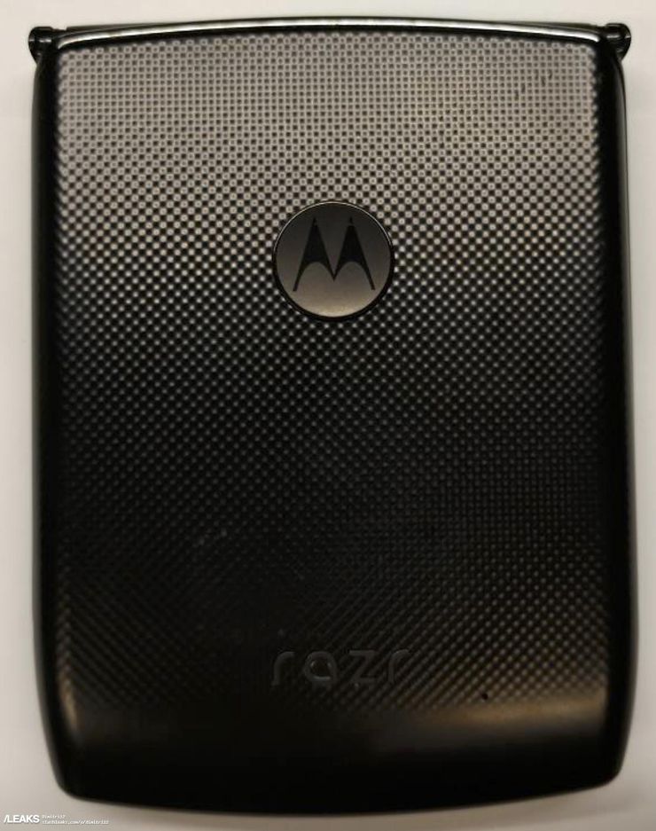 A tak Motorola Razr 2019 prezentuje się na żywo... A tak Motorola Razr 2019 prezentuje się na żywo...